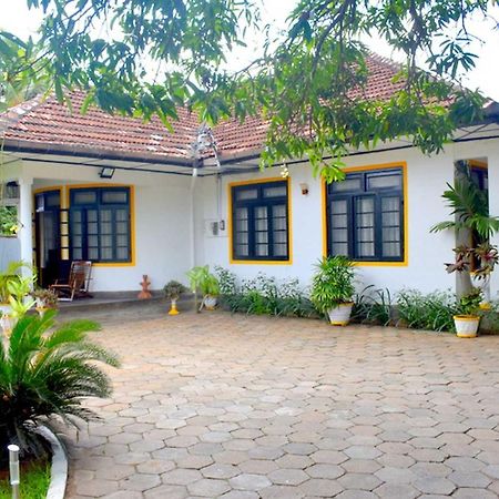 Old Park Villa Jaffna Exteriör bild