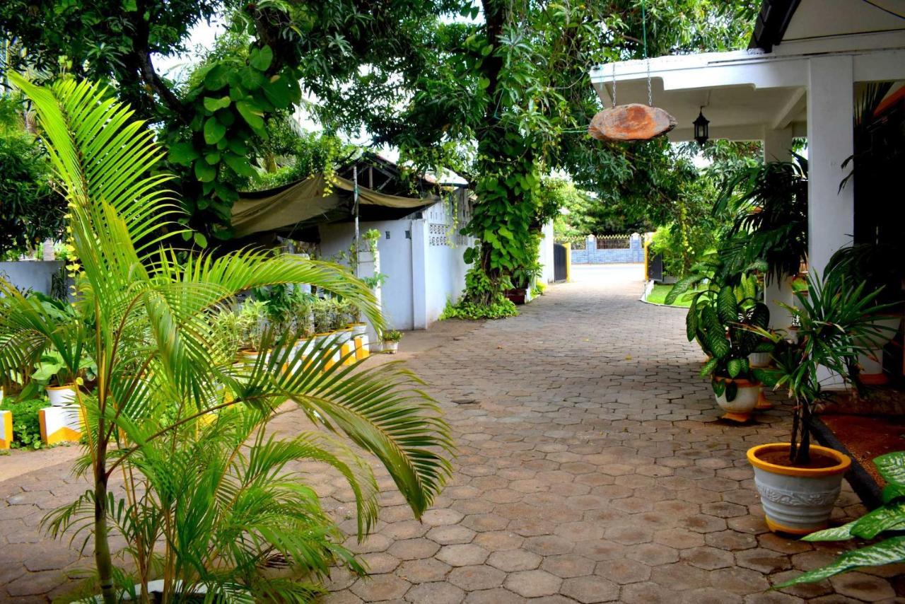 Old Park Villa Jaffna Exteriör bild