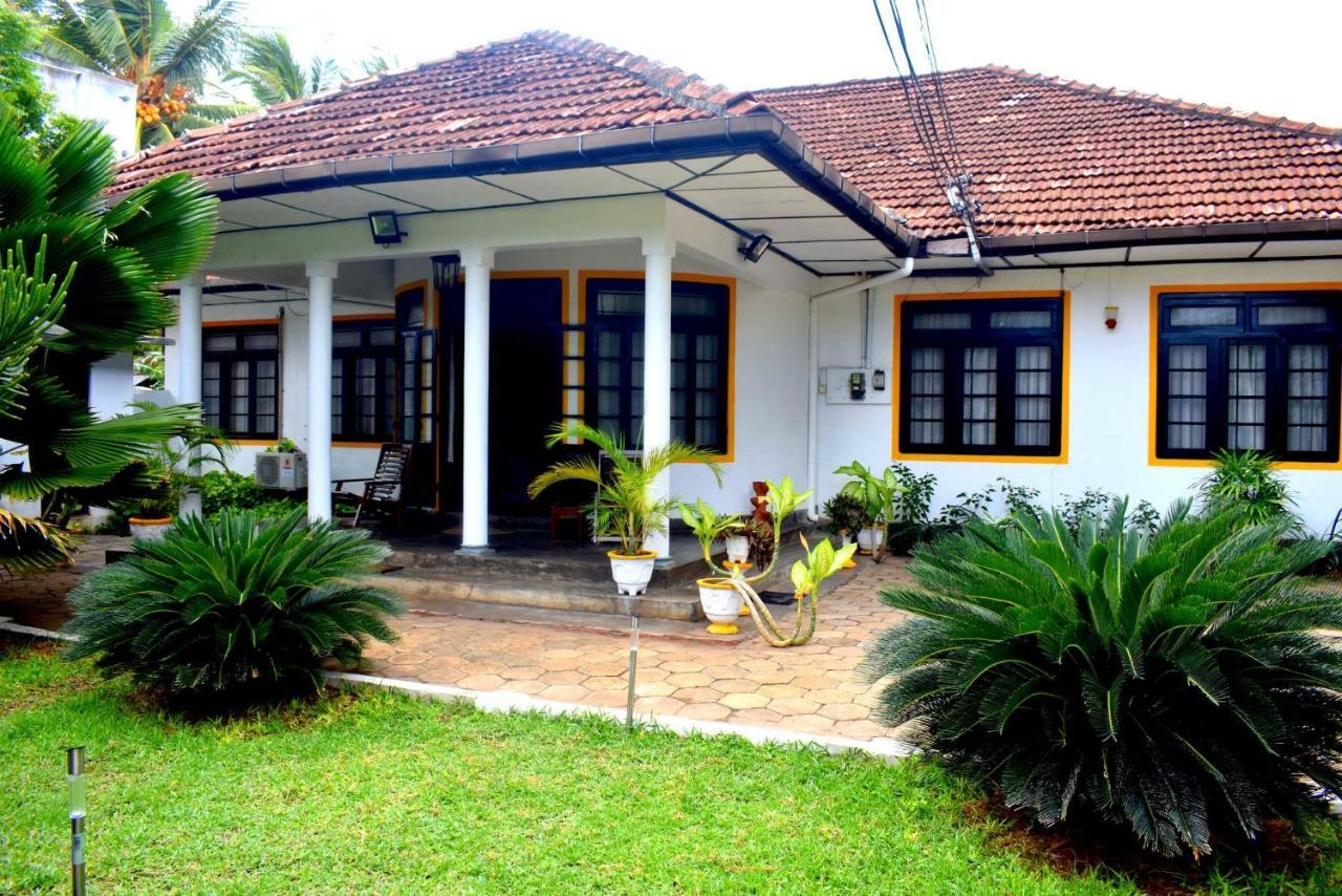 Old Park Villa Jaffna Exteriör bild