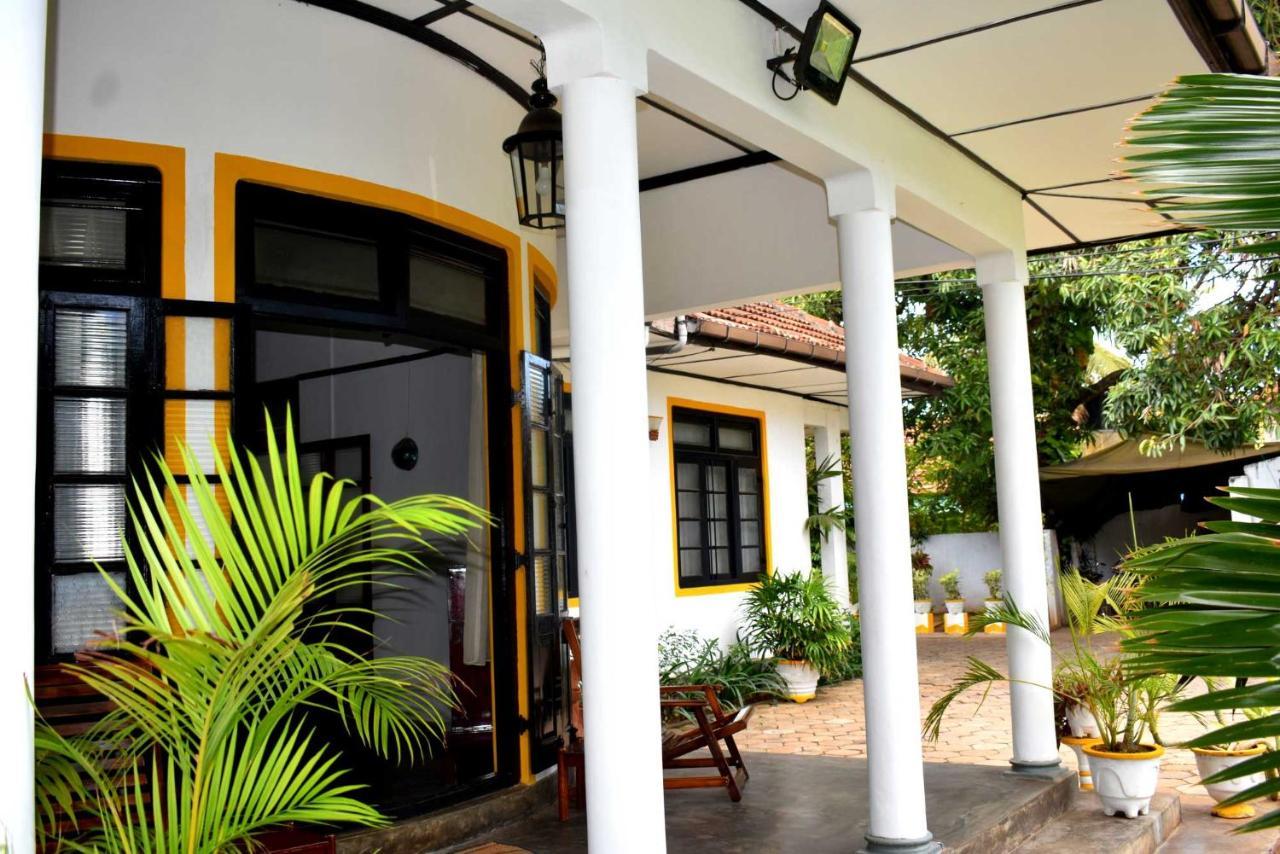 Old Park Villa Jaffna Exteriör bild